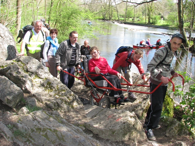 randonnée sportive avec joëlettes, Hotton, 2012